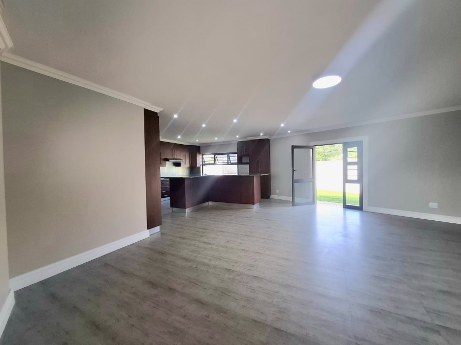 6 Bedroom Property for Sale in Dorchester Heights Eastern Cape